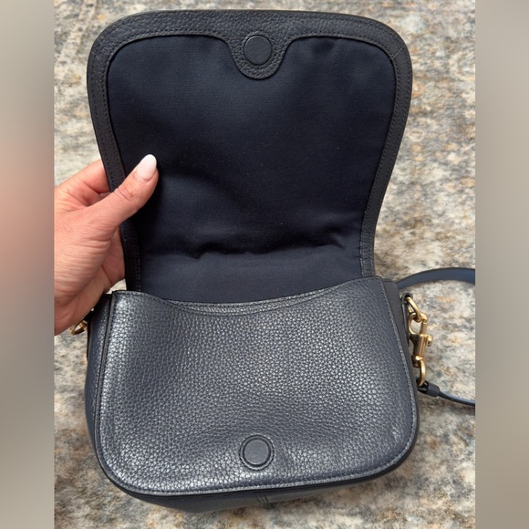 Navy Coach saddle bag with horse & carriage - Picture 3 of 9